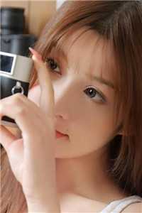 我一眼朝身旁的大婢女