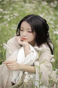 老婆女儿痴迷富豪后，我选择离婚